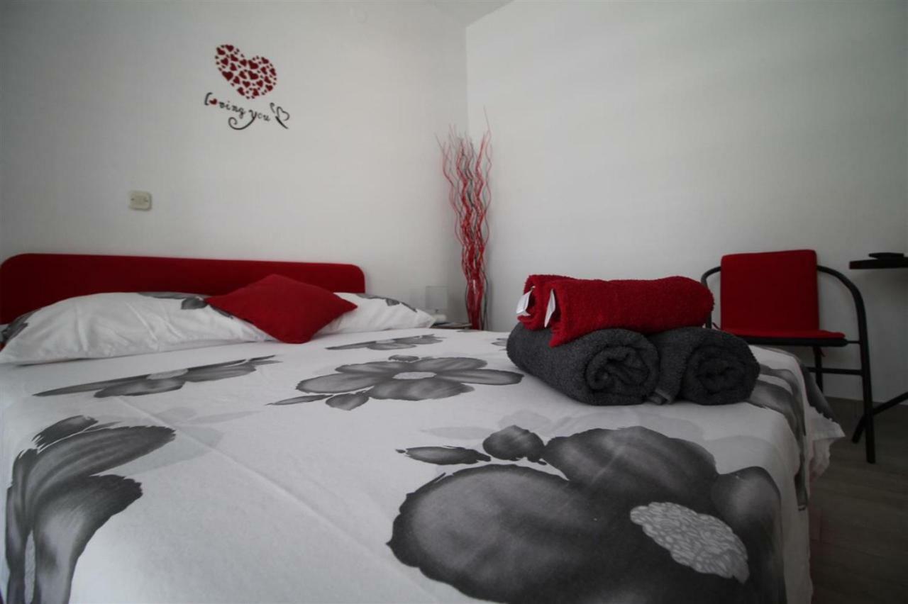 Private Accommodation Carevic Dubrovnik Eksteriør bilde